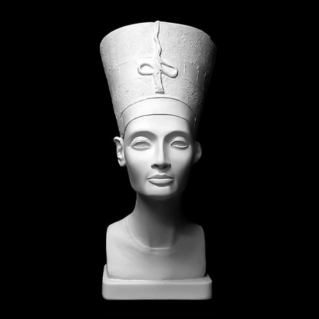 Гипсовая фигура бюст Нефертити (в шапке)